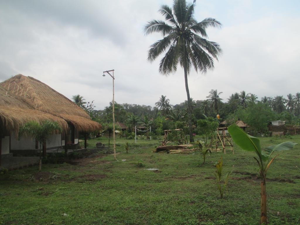 Selong Belanak Bungalows Exterior foto
