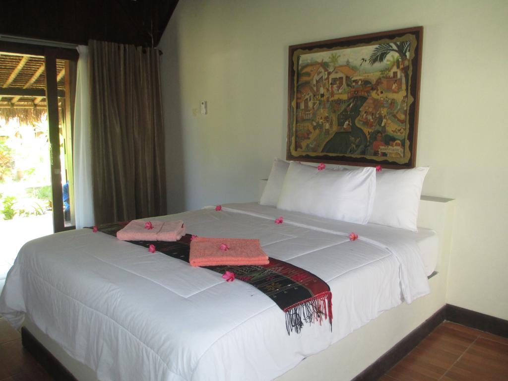 Selong Belanak Bungalows Exterior foto
