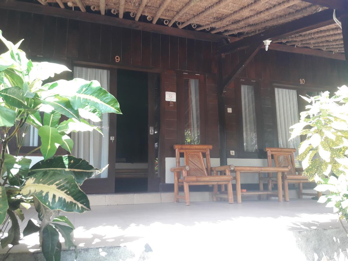 Selong Belanak Bungalows Exterior foto